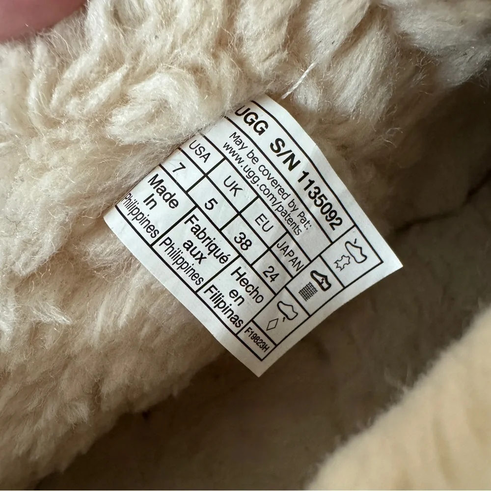 Ugg Classic Ultra Mini Platform